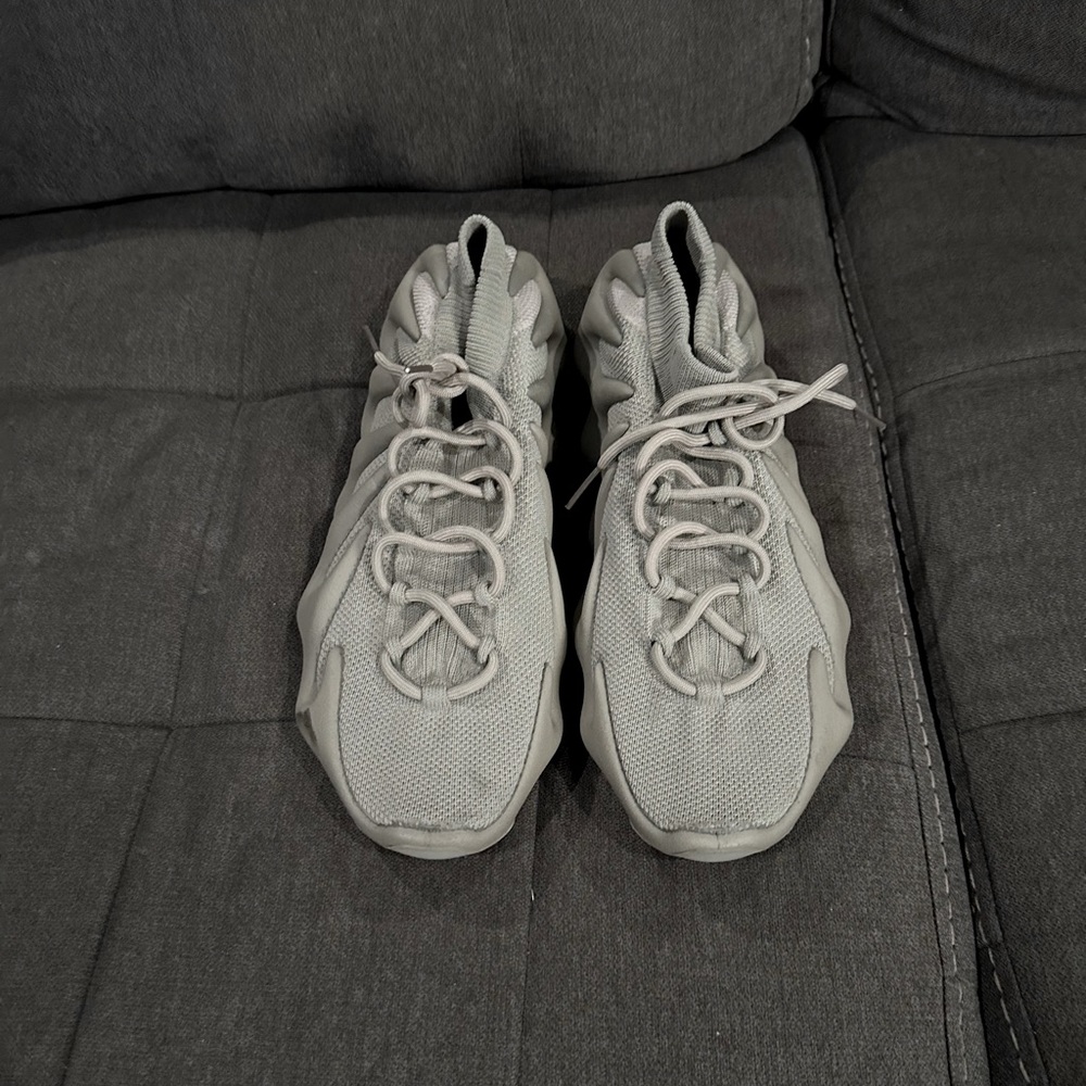 YEEZY 450 STONE FLAX SIZE 13 !! VVNDS WORN ONCE!